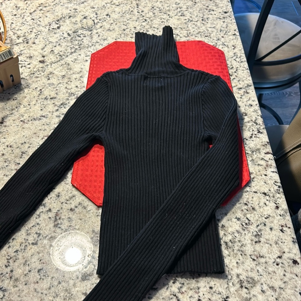 Black BDG ribbed turtleneck sweater size small